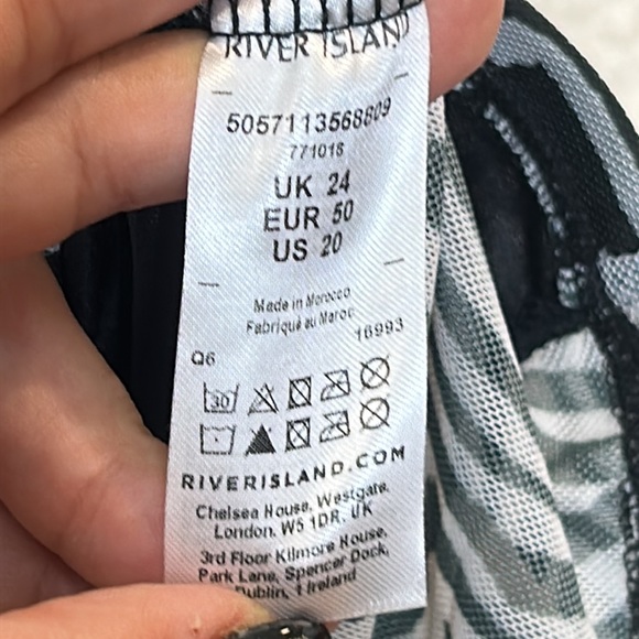 NWT River Island Womens Ruched Zebra Print Sheer Keyhole Top SIZE 24 PLUS - Picture 4 of 7